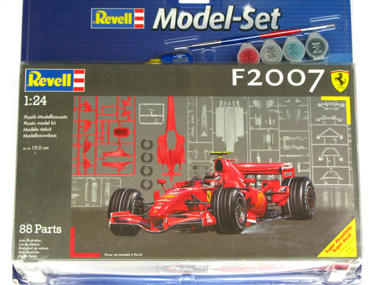 Maquette Revell C07252 Coffret cadeau Ferrari F1 2007
